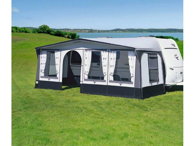 Brand Caravanvoortent Safir Tl 280